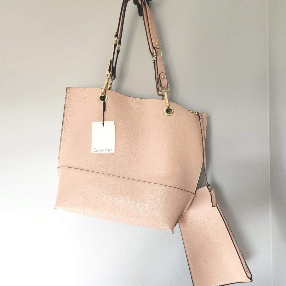 New Calvin Klein Pale Pink Leather R-kitote Tote Bag Gold Wardware